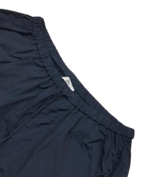 ATON（エイトン）ATON (エイトン) ハンドダイナイロンパンツ ネイビー サイズ:6の古着・服飾アイテム