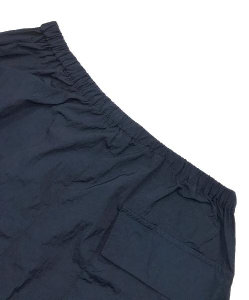 ATON（エイトン）ATON (エイトン) ハンドダイナイロンパンツ ネイビー サイズ:6の古着・服飾アイテム