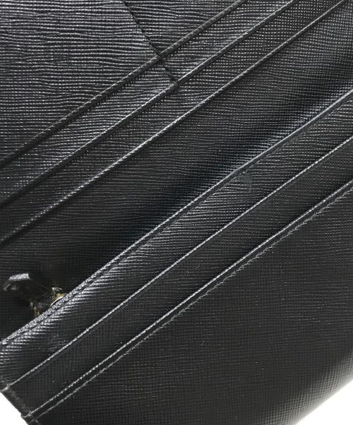 PRADA（プラダ）PRADA (プラダ) サフィアーノメタル ネオ/長財布 ブラックの古着・服飾アイテム