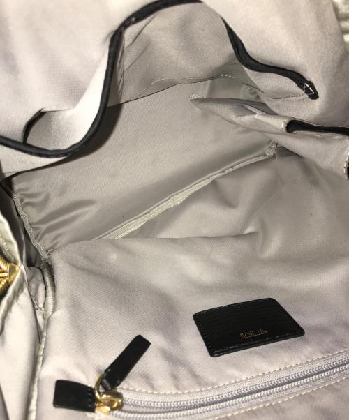 TUMI（トゥミ）TUMI (トゥミ) リュック ブラック×ゴールドの古着・服飾アイテム