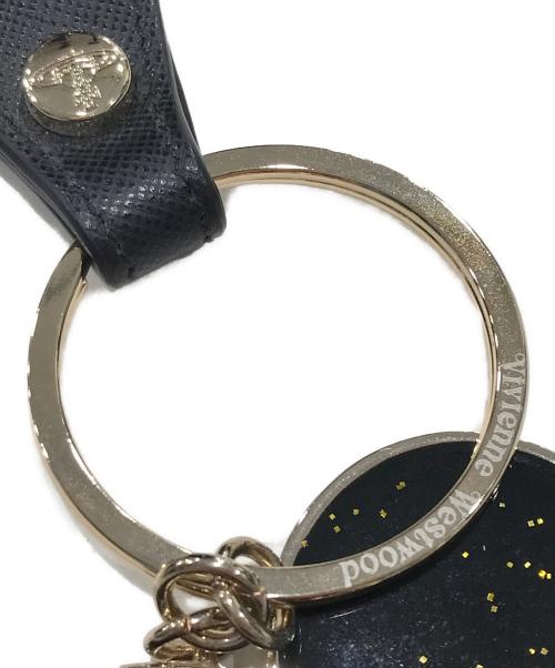 Vivienne Westwood（ヴィヴィアンウエストウッド）Vivienne Westwood (ヴィヴィアンウエストウッド) ミラーハートキーリング ブラック×ゴールドの古着・服飾アイテム