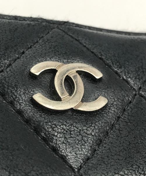 CHANEL（シャネル）CHANEL (シャネル) ラムスキンラウンドファスナーウォレット ブラックの古着・服飾アイテム
