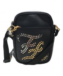 FENDI（フェンディ）の古着「スタッズショルダーバッグ」｜ブラック