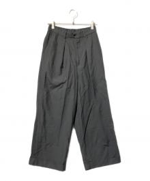 MARKAWARE（マーカウェア）の古着「PLEATED WIDE TROUSERS/スラックス」｜グレー