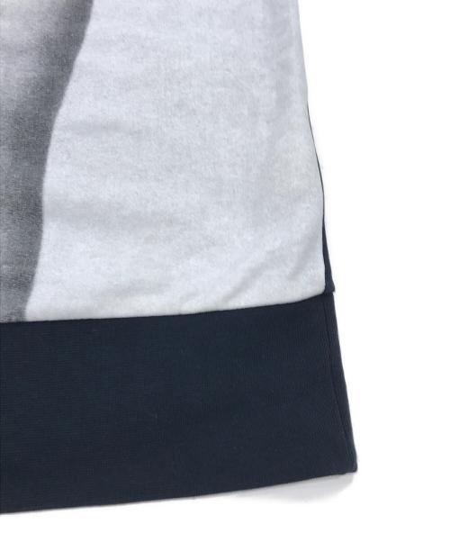 MM6 Maison Margiela（エムエムシックスメゾンマルジェラ）MM6 Maison Margiela (エムエムシックスメゾンマルジェラ) プリントノースリーブカットソー ホワイト×ブラック サイズ:Sの古着・服飾アイテム