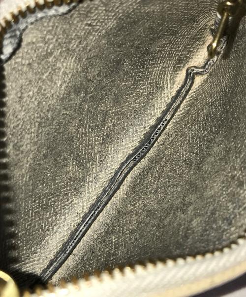 LOUIS VUITTON（ルイ ヴィトン）LOUIS VUITTON (ルイ ヴィトン) ケース ホワイト×ネイビーの古着・服飾アイテム