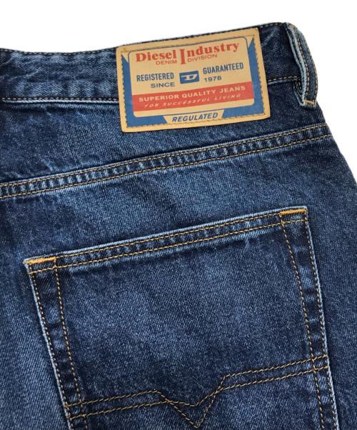 DIESEL（ディーゼル）DIESEL (ディーゼル) RELAXED D-RISE/デニム/ジーンズ インディゴ サイズ:28/30の古着・服飾アイテム
