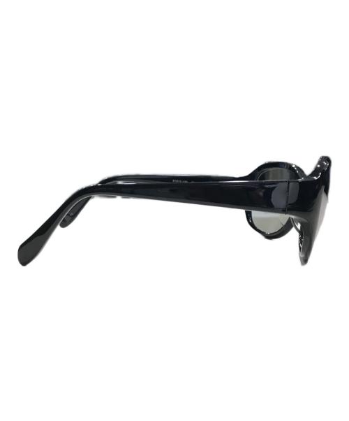 OLIVER PEOPLES（オリバーピープルズ）OLIVER PEOPLES (オリバーピープルズ) サングラス ブラック サイズ:61□15-135の古着・服飾アイテム
