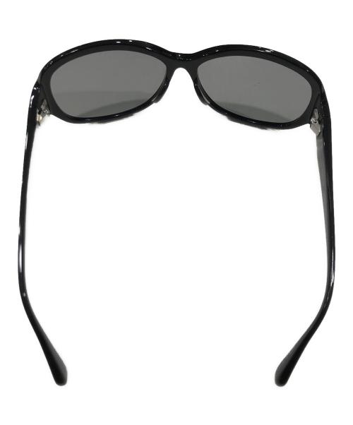 OLIVER PEOPLES（オリバーピープルズ）OLIVER PEOPLES (オリバーピープルズ) サングラス ブラック サイズ:61□15-135の古着・服飾アイテム