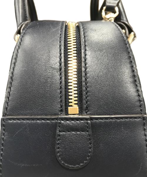 GUCCI（グッチ）GUCCI (グッチ) マイクログッチッシマレザーショルダーバッグ ネイビーの古着・服飾アイテム