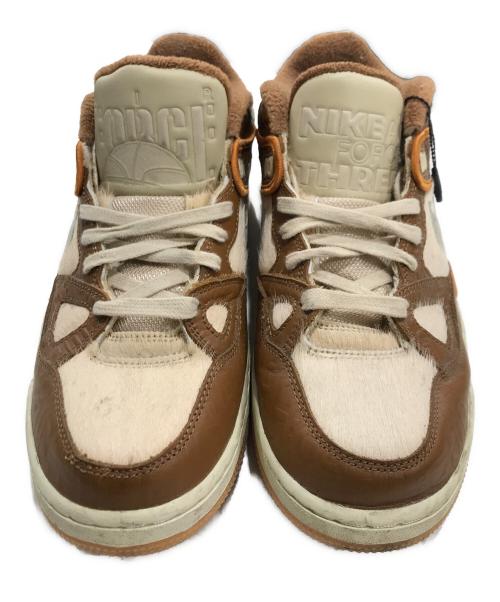 NIKE（ナイキ）NIKE (ナイキ) ローカットスニーカー ブラウン サイズ:US9.5/UK8.5/EUR43の古着・服飾アイテム
