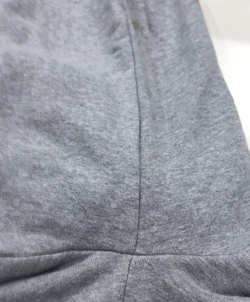 Whim Gazette（ウィムガゼット）Whim Gazette (ウィムガゼット) スウェットVネックプルオーバー グレー サイズ:SIZE Fの古着・服飾アイテム