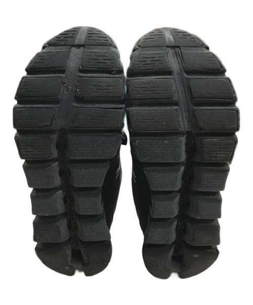 on（オン）On (オン) クラウド 5 ウォータープルーフ/ローカットスニーカー ブラック サイズ:USM8/UK7.5/EU41の古着・服飾アイテム