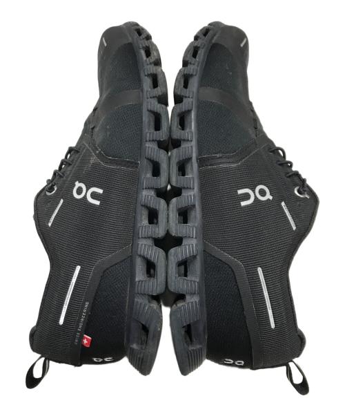on（オン）On (オン) クラウド 5 ウォータープルーフ/ローカットスニーカー ブラック サイズ:USM8/UK7.5/EU41の古着・服飾アイテム