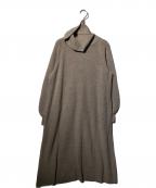 BLUE LABEL CRESTBRIDGEブルーレーベルクレストブリッジ）の古着「バックリボンニットワンピース」｜ベージュ