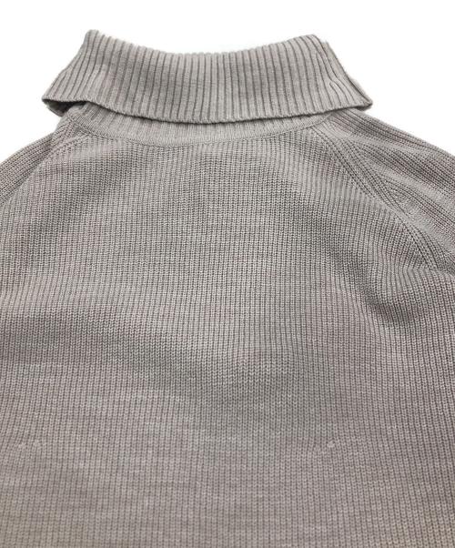 BLUE LABEL CRESTBRIDGE（ブルーレーベルクレストブリッジ）BLUE LABEL CRESTBRIDGE (ブルーレーベルクレストブリッジ) バックリボンニットワンピース ベージュ サイズ:38の古着・服飾アイテム