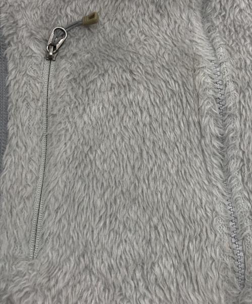Patagonia（パタゴニア）Patagonia (パタゴニア) R3ハイロフト・フーディ グレー サイズ:Sの古着・服飾アイテム