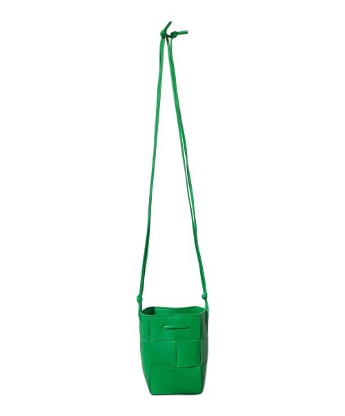 BOTTEGA VENETA（ボッテガベネタ）BOTTEGA VENETA (ボッテガベネタ) カセットミニバケットショルダーバッグ グリーンの古着・服飾アイテム