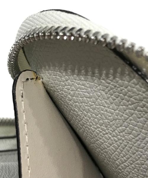 Valextra（ヴァレクストラ）Valextra (ヴァレクストラ) Lジップパースロングウォレット ホワイトの古着・服飾アイテム