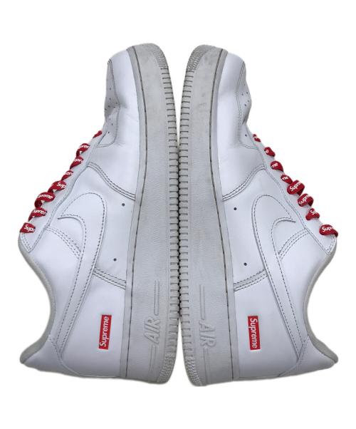 NIKE（ナイキ）NIKE (ナイキ) SUPREME (シュプリーム) エアフォース1 ロー ホワイト サイズ:US9.5/UK8.5/EUR43の古着・服飾アイテム