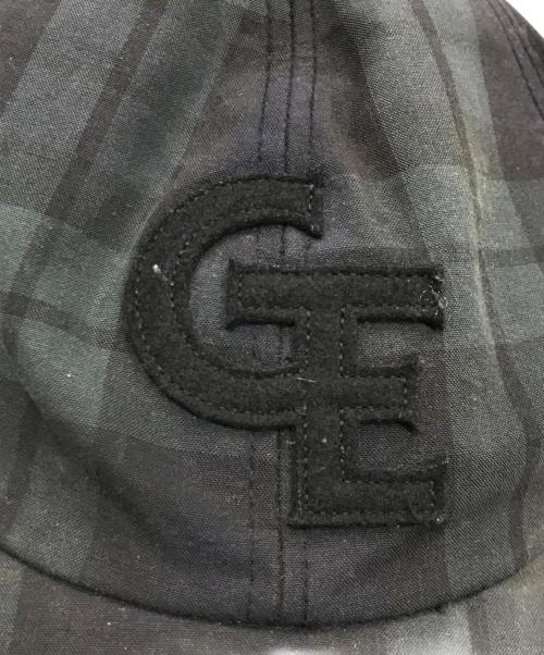 GOODENOUGH（グッドイナフ）GOODENOUGH (グッドイナフ) クラシック刺繍ロゴキャップ ブラック×グリーンの古着・服飾アイテム