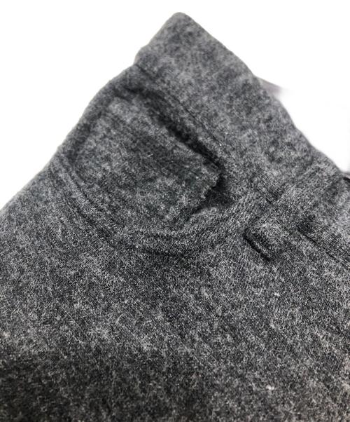 JUNYA WATANABE COMME des GARCONS（(ジュンヤワタナベ コムデギャルソン）JUNYA WATANABE COMME des GARCONS ((ジュンヤワタナベ コムデギャルソン) ウールテーパードパンツ ブラック サイズ:Ｓの古着・服飾アイテム