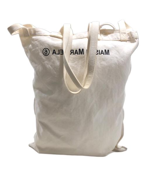 MM6 Maison Margiela（エムエムシックスメゾンマルジェラ）MM6 Maison Margiela (エムエムシックスメゾンマルジェラ) 反転ロゴ キャンバストートバッグ アイボリーの古着・服飾アイテム