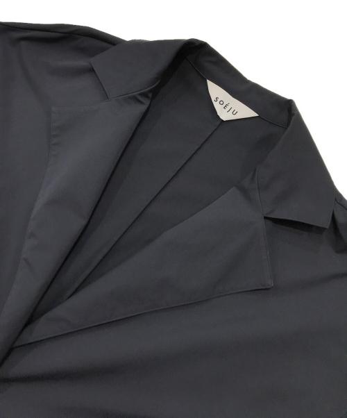SOEJU（ソージュ）SOEJU (ソージュ) リモンタパッカブルコート/ロングコート/ベルト付きコート ネイビー サイズ:Ｌの古着・服飾アイテム