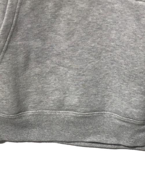 stussy（ステューシー）stussy (ステューシー) Chenille Arch Applique プルオーバーパーカー グレー サイズ:SIZE XLの古着・服飾アイテム