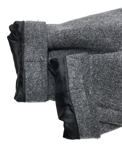 BLACK LABEL CRESTBRIDGE（ブラックレーベル クレストブリッジ）BLACK LABEL CRESTBRIDGE (ブラックレーベル クレストブリッジ) ショートメルトンコート グレー サイズ:Lの古着・服飾アイテム