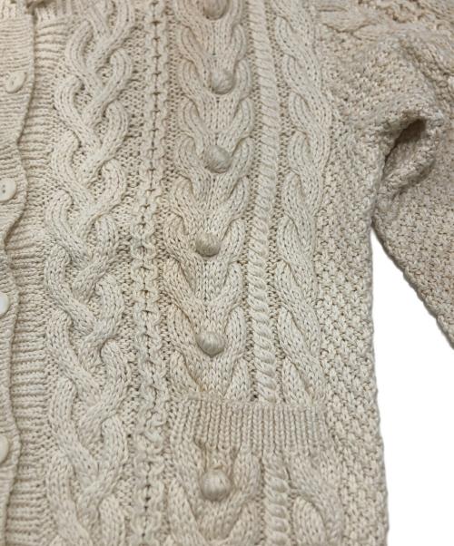 ISSEY MIYAKE（イッセイミヤケ）ISSEY MIYAKE (イッセイミヤケ) 3Dニットカーディガン ホワイト サイズ:Mの古着・服飾アイテム