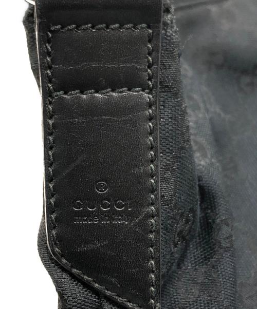GUCCI（グッチ）GUCCI (グッチ) GGキャンバス ショルダーバッグ ブラックの古着・服飾アイテム
