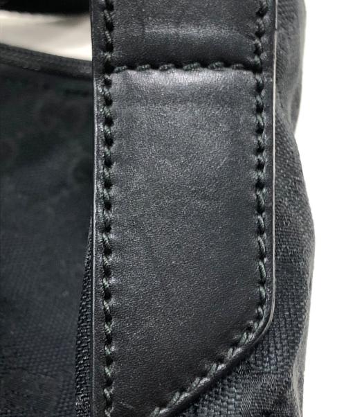 GUCCI（グッチ）GUCCI (グッチ) GGキャンバス ショルダーバッグ ブラックの古着・服飾アイテム