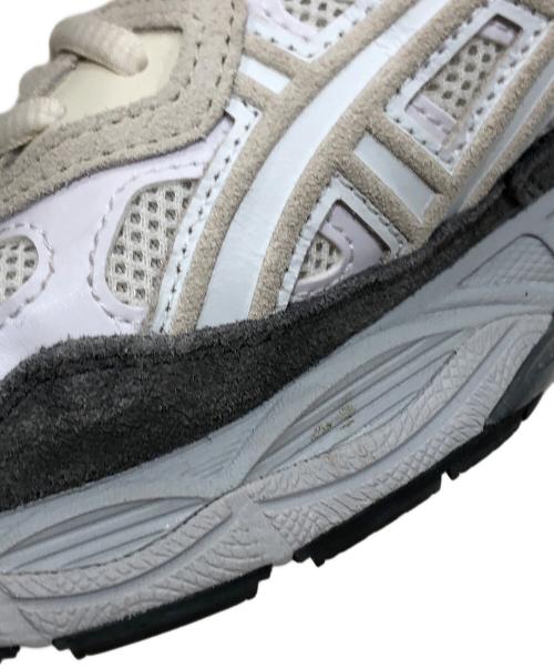 asics（アシックス）asics (アシックス) GEL-NYC ベージュ サイズ:US10/UK9/EUR44の古着・服飾アイテム