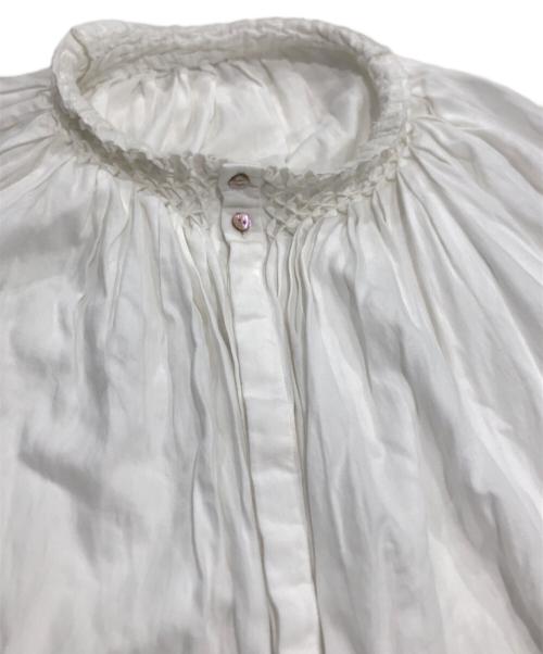 Pal'las Palace（パラスパレス）Pal'las Palace (パラスパレス) 60Sサテンスタンド襟スモッキングブラウス ホワイト サイズ:Oの古着・服飾アイテム