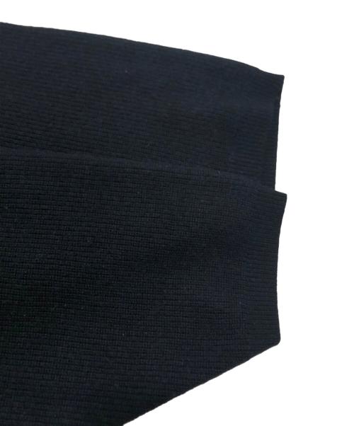 ISSEY MIYAKE（イッセイミヤケ）ISSEY MIYAKE (イッセイミヤケ) クルーネックニット ブラック サイズ:Mの古着・服飾アイテム