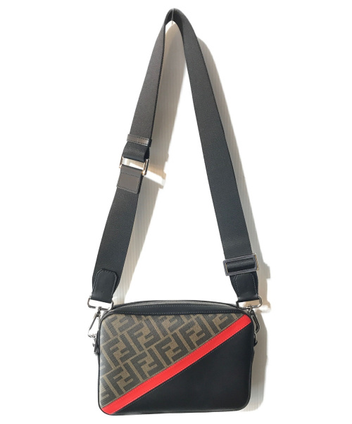 FENDI（フェンディ）FENDI (フェンディ) CAMERA CASE ベージュ 7M0285 A9XSの古着・服飾アイテム