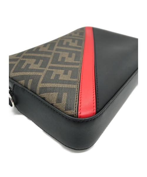 FENDI（フェンディ）FENDI (フェンディ) CAMERA CASE ベージュ 7M0285 A9XSの古着・服飾アイテム