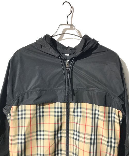 BURBERRY（バーバリー）BURBERRY (バーバリー) タフタフーテッドジップアップジャケット ブラック×ベージュ サイズ:XSの古着・服飾アイテム