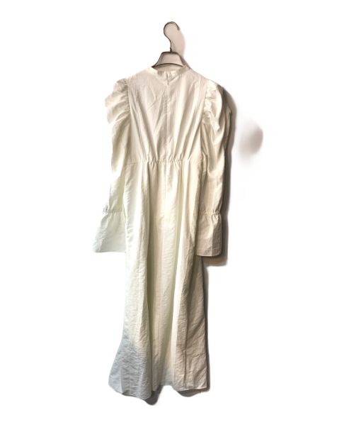 EMMEL REFINES（エメル リファインズ）EMMEL REFINES (エメル リファインズ) パフスリーブ スキッパー ワンピース ホワイト サイズ:Ｍの古着・服飾アイテム