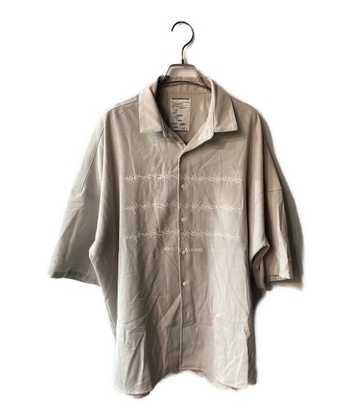 SHAREEF（シャリーフ）SHAREEF (シャリーフ) BARBED WIRE'emb. S/S SHIRTS グレー サイズ:Mの古着・服飾アイテム