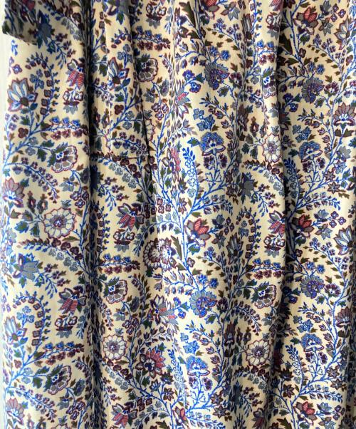 bulle de savon（ビュル デ サボン）bulle de savon (ビュル デ サボン) フラワープリントワイドパンツ ブルー×アイボリー サイズ:freeの古着・服飾アイテム