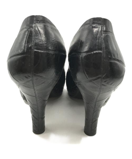 Vivienne Westwood ANGLOMANIA（ヴィヴィアンウエストウッドアングロマニア）VIVIENNE WESTWOOD ANGLOMANIA (ヴィヴィアンウエストウッドアングロマニア) 型押しパンプス ブラック サイズ:22.5cmの古着・服飾アイテム