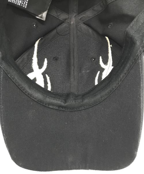 GAP（ギャップ）GAP (ギャップ) YZY (イージー) ファイヤーパターンキャップ ブラックの古着・服飾アイテム