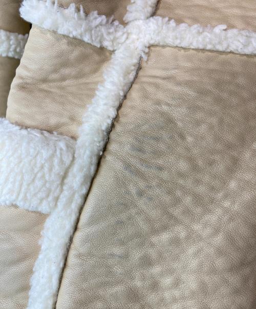 6(ROKU) BEAUTY&YOUTH（ロク ビューティーアンドユース）6(ROKU) BEAUTY&YOUTH (ロク ビューティーアンドユース) FAKE LEATHER BOA JACKET COAT ベージュ サイズ:38の古着・服飾アイテム