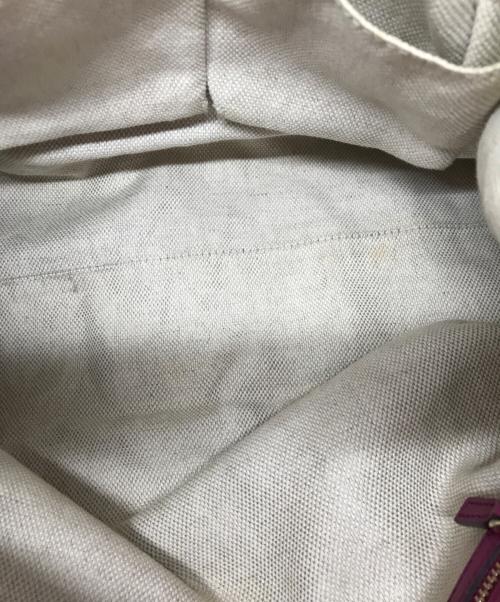 GUCCI（グッチ）GUCCI (グッチ) インターロッキングG パテントチェーンショルダーバッグ ピンクの古着・服飾アイテム