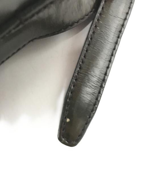 PRADA（プラダ）PRADA (プラダ) ショルダーバッグ カーキの古着・服飾アイテム