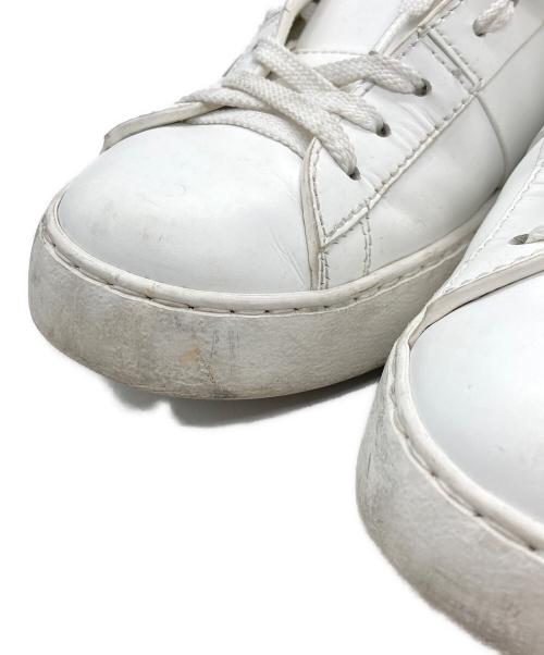 VALENTINO GARAVANI（ヴァレンティノ・ガラヴァーニ）VALENTINO GARAVANI (ヴァレンティノ・ガラヴァーニ) Open Low スニーカー ホワイト サイズ:36の古着・服飾アイテム