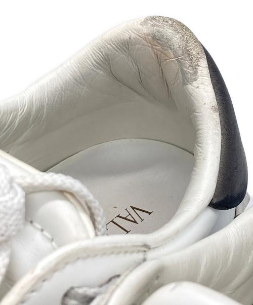 VALENTINO GARAVANI（ヴァレンティノ・ガラヴァーニ）VALENTINO GARAVANI (ヴァレンティノ・ガラヴァーニ) Open Low スニーカー ホワイト サイズ:36の古着・服飾アイテム