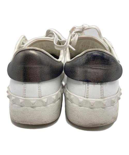 VALENTINO GARAVANI（ヴァレンティノ・ガラヴァーニ）VALENTINO GARAVANI (ヴァレンティノ・ガラヴァーニ) Open Low スニーカー ホワイト サイズ:36の古着・服飾アイテム